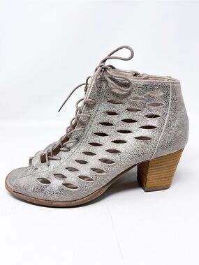 PAUL GREEN BALI LACE UP BOOTIE PEWTER GOLD METALLIC LASER CUT PEEP TOE  SZ 8